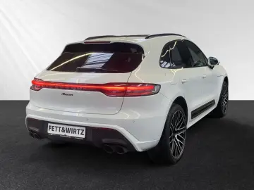PORSCHE Macan BOSE SurroundView Komfortsitze AHK