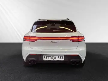 PORSCHE Macan BOSE SurroundView Komfortsitze AHK