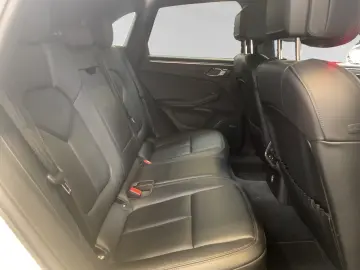 PORSCHE Macan BOSE SurroundView Komfortsitze AHK