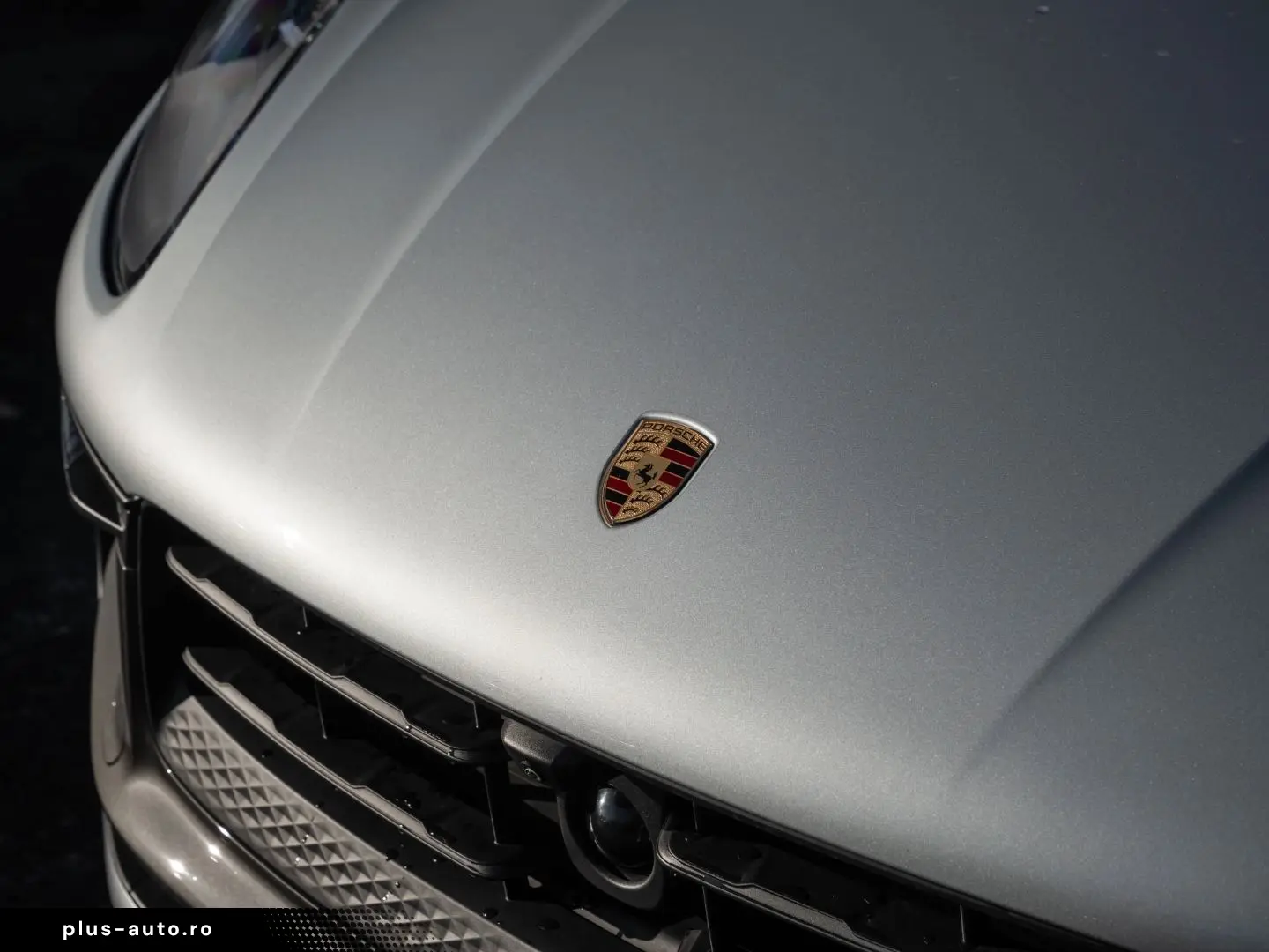 PORSCHE Macan T Standheizung Surround View AHK LED