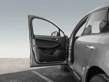 PORSCHE Macan T Standheizung Surround View AHK LED