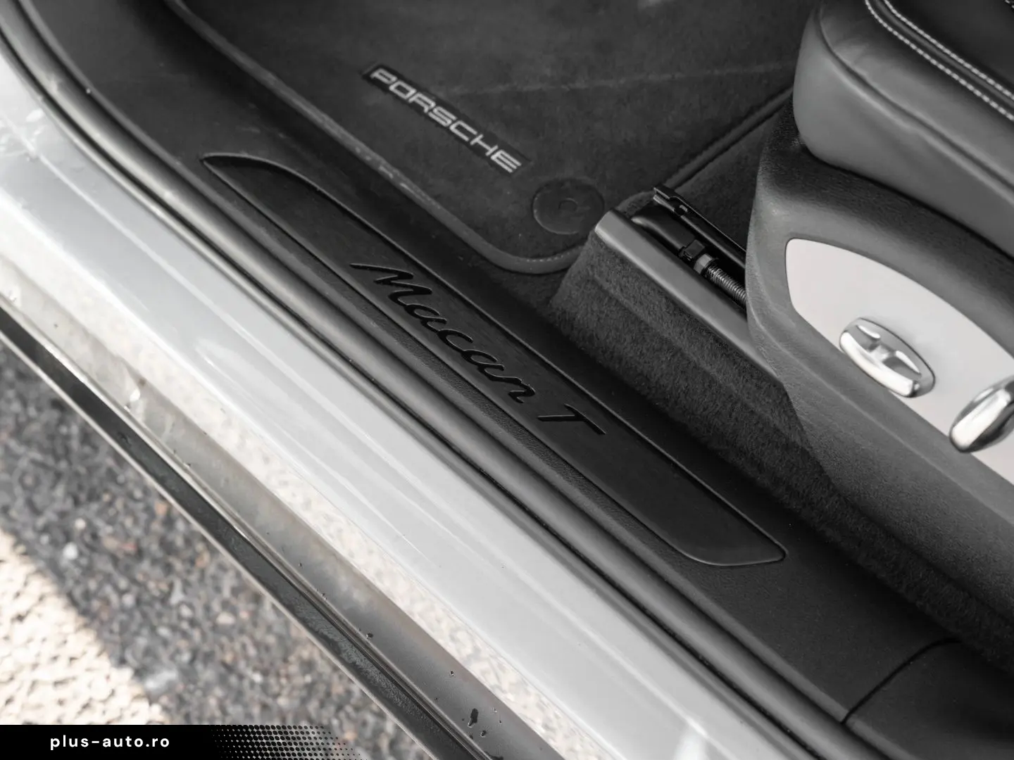 PORSCHE Macan T Standheizung Surround View AHK LED