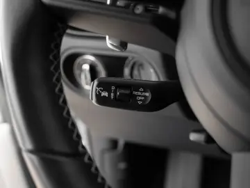 PORSCHE Macan T Standheizung Surround View AHK LED