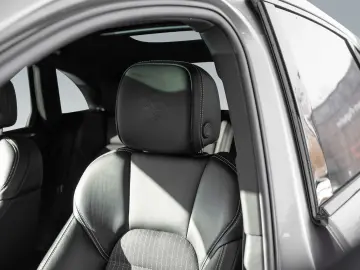 PORSCHE Macan T Standheizung Surround View AHK LED