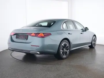 MERCEDES-BENZ E 300 e Avantgarde HeadUp FahrassPlus 19 Zoll