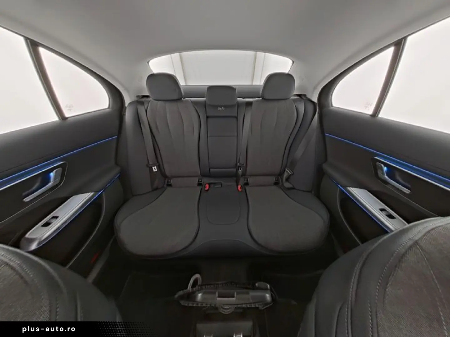 MERCEDES-BENZ E 300 e Avantgarde HeadUp FahrassPlus 19 Zoll