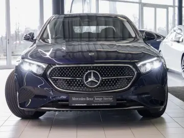 MERCEDES-BENZ E 300 e 4M Avantgarde Distronic HeadUp&hellip;