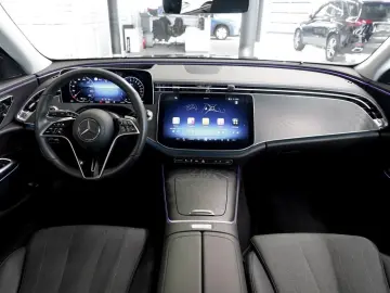 MERCEDES-BENZ E 300 e 4M Avantgarde Distronic HeadUp&hellip;