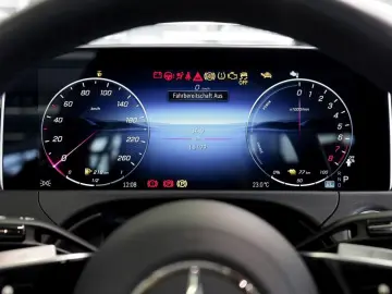 MERCEDES-BENZ E 300 e 4M Avantgarde Distronic HeadUp&hellip;