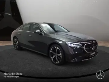 MERCEDES-BENZ E 300 e Avantgarde Adv. DISTR Ambiente  RFK