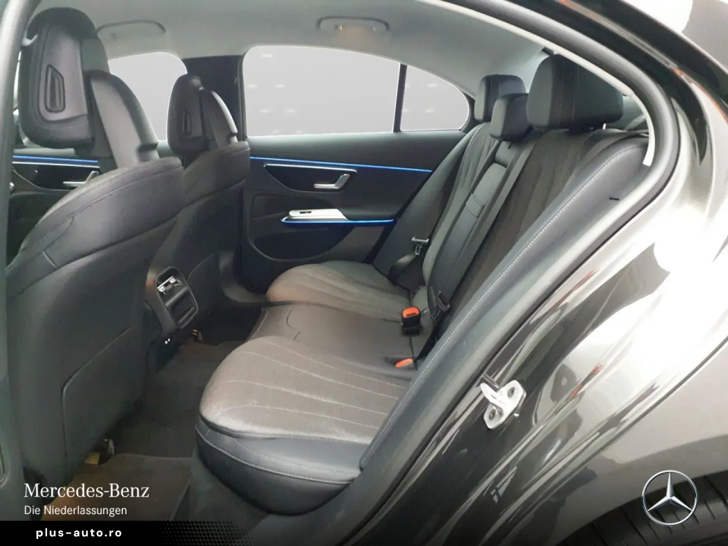 MERCEDES-BENZ E 300 e Avantgarde Adv. DISTR Ambiente  RFK