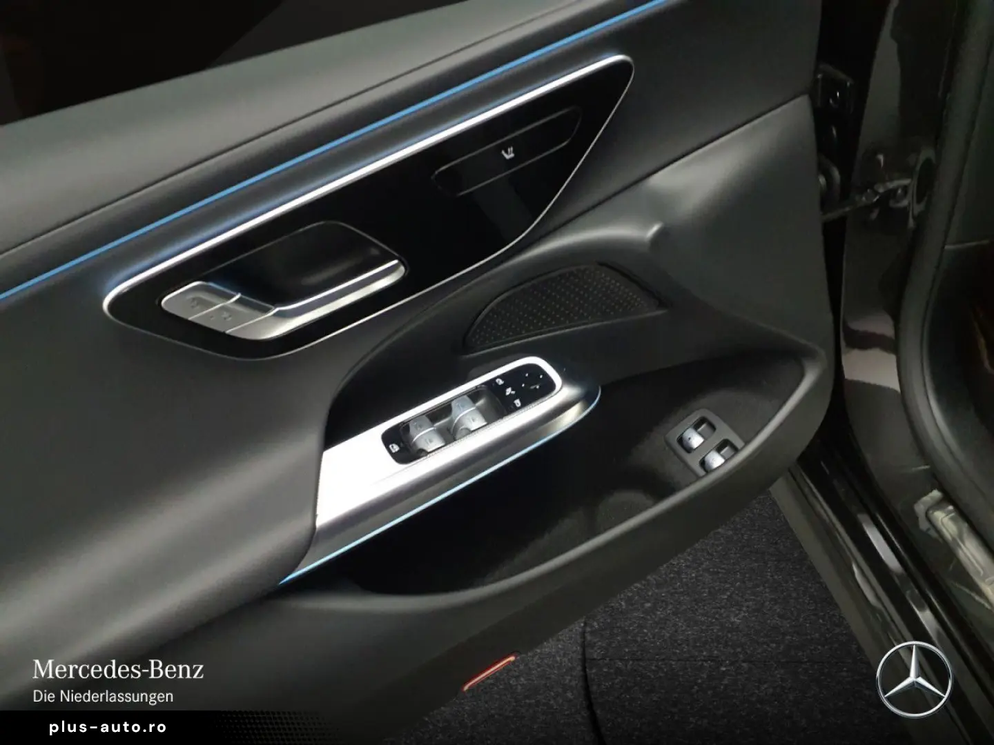 MERCEDES-BENZ E 300 e Avantgarde Adv. DISTR Ambiente  RFK