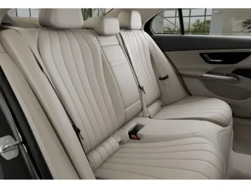 MERCEDES-BENZ E 400 e 4M EXCLUSIVE Pano AIRM 360 DIGITAL HAL