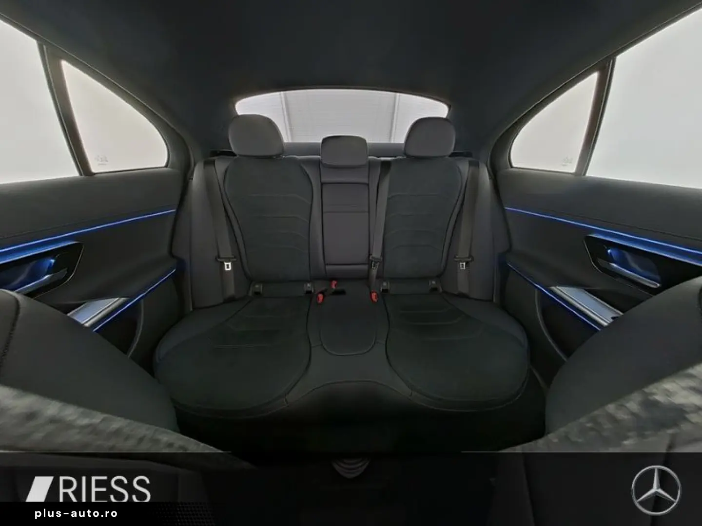 MERCEDES-BENZ E 400 e 4M AMG Sport Night Distr HUD 3&hellip;