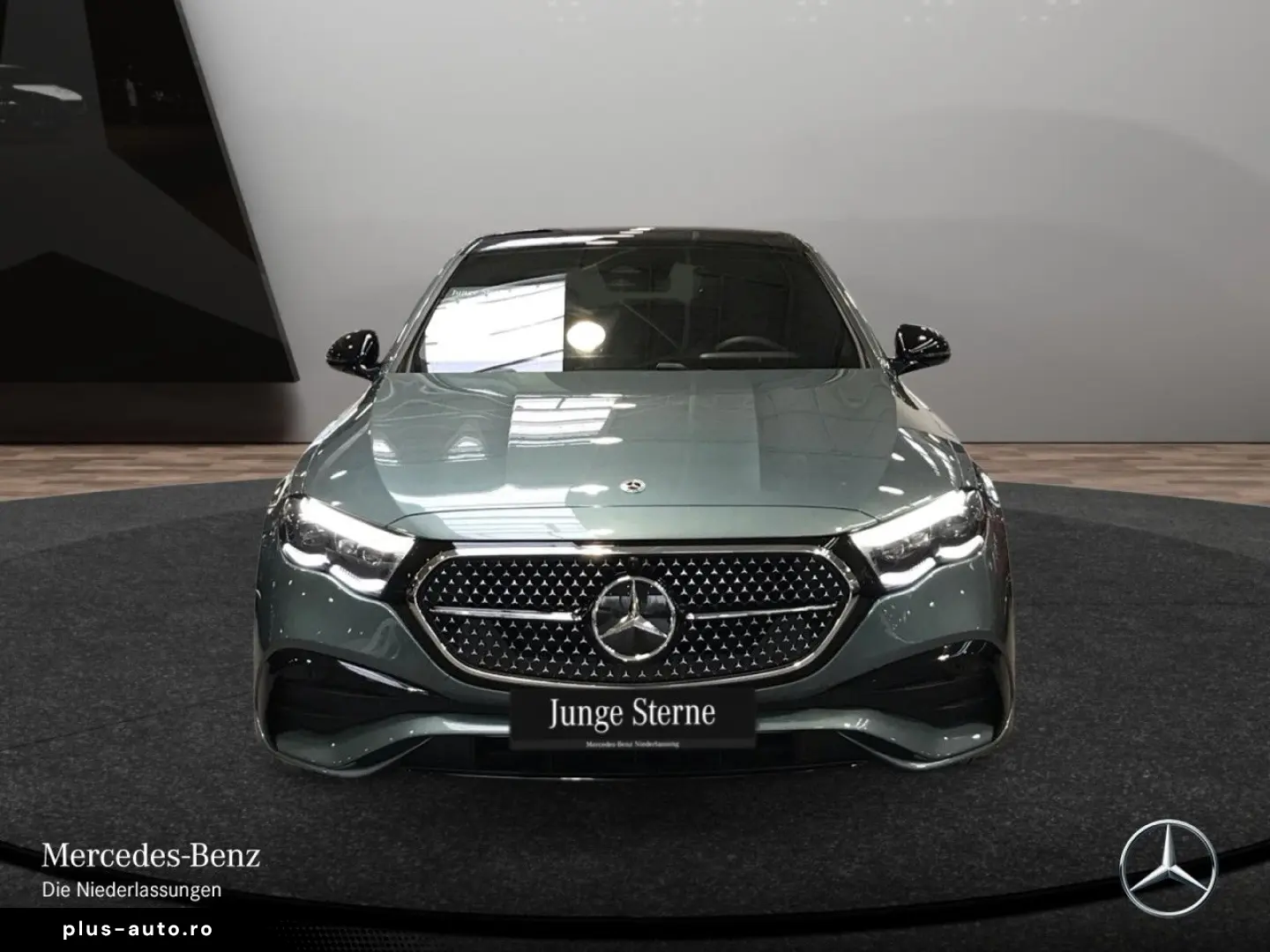 MERCEDES-BENZ E 400 e AMG Advanced  PANO NIGHT HA-Lenk AIRM