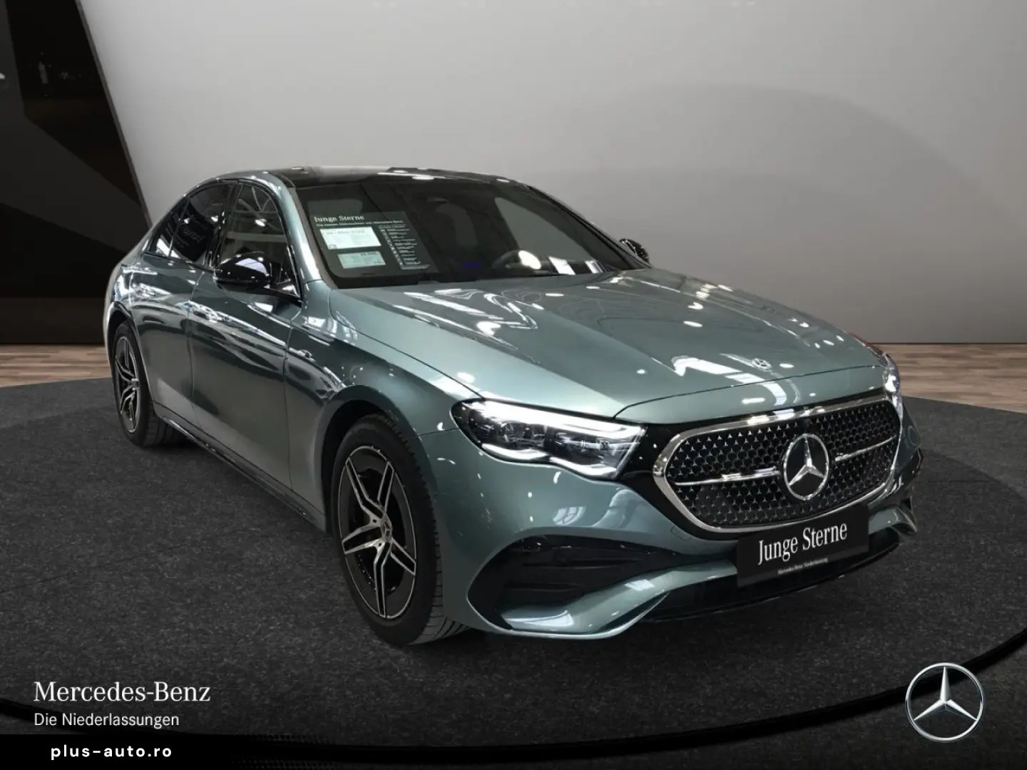 MERCEDES-BENZ E 400 e AMG Advanced  PANO NIGHT HA-Lenk AIRM