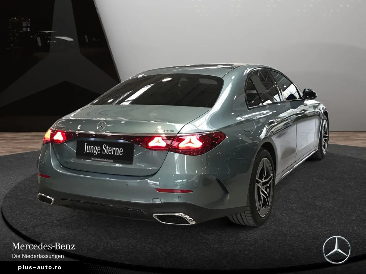 MERCEDES-BENZ E 400 e AMG Advanced  PANO NIGHT HA-Lenk AIRM