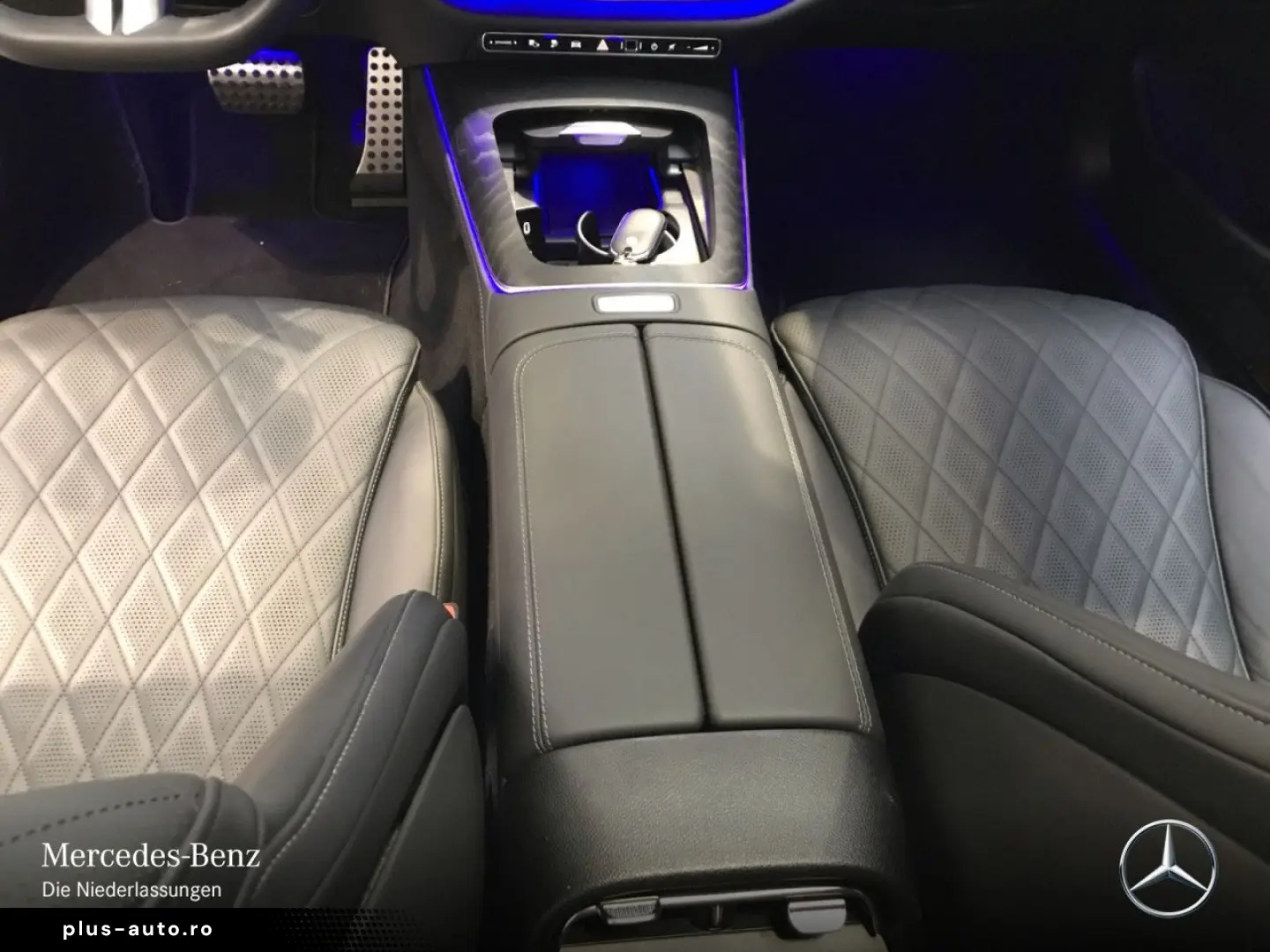 MERCEDES-BENZ E 400 e AMG Advanced  PANO NIGHT HA-Lenk AIRM