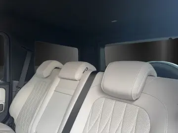 MERCEDES-BENZ G63AMG Superior GSD Carbon DISTR Stand&hellip;