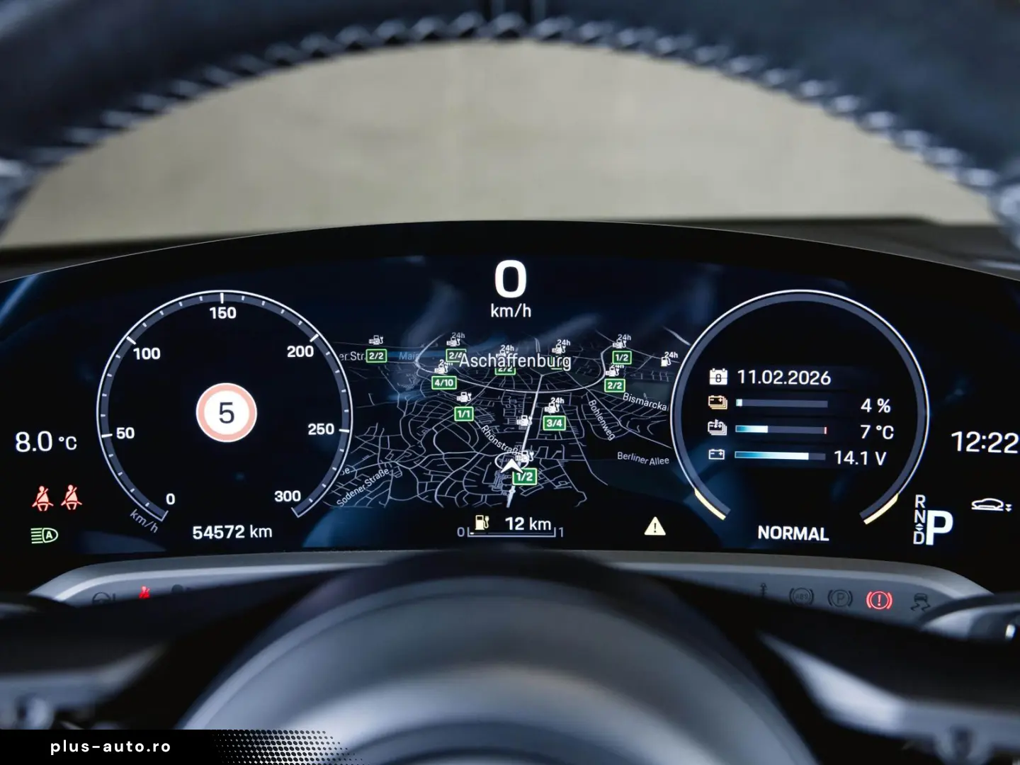 PORSCHE Taycan Performancebatterie  Bose Panoramadach