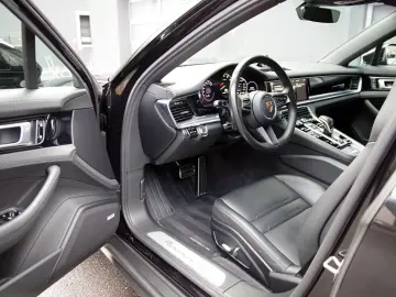 PORSCHE Panamera 4S E-Hybrid InnoDri Pano Approved11 26