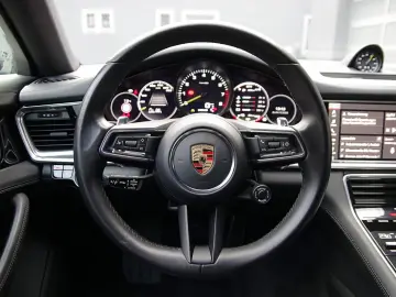 PORSCHE Panamera 4S E-Hybrid InnoDri Pano Approved11 26