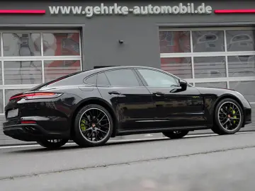 PORSCHE Panamera 4S E-Hybrid InnoDri Pano Approved11 26
