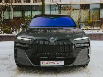 BMW 740d xDrive M Sport Pro  TV  B&W Diamond