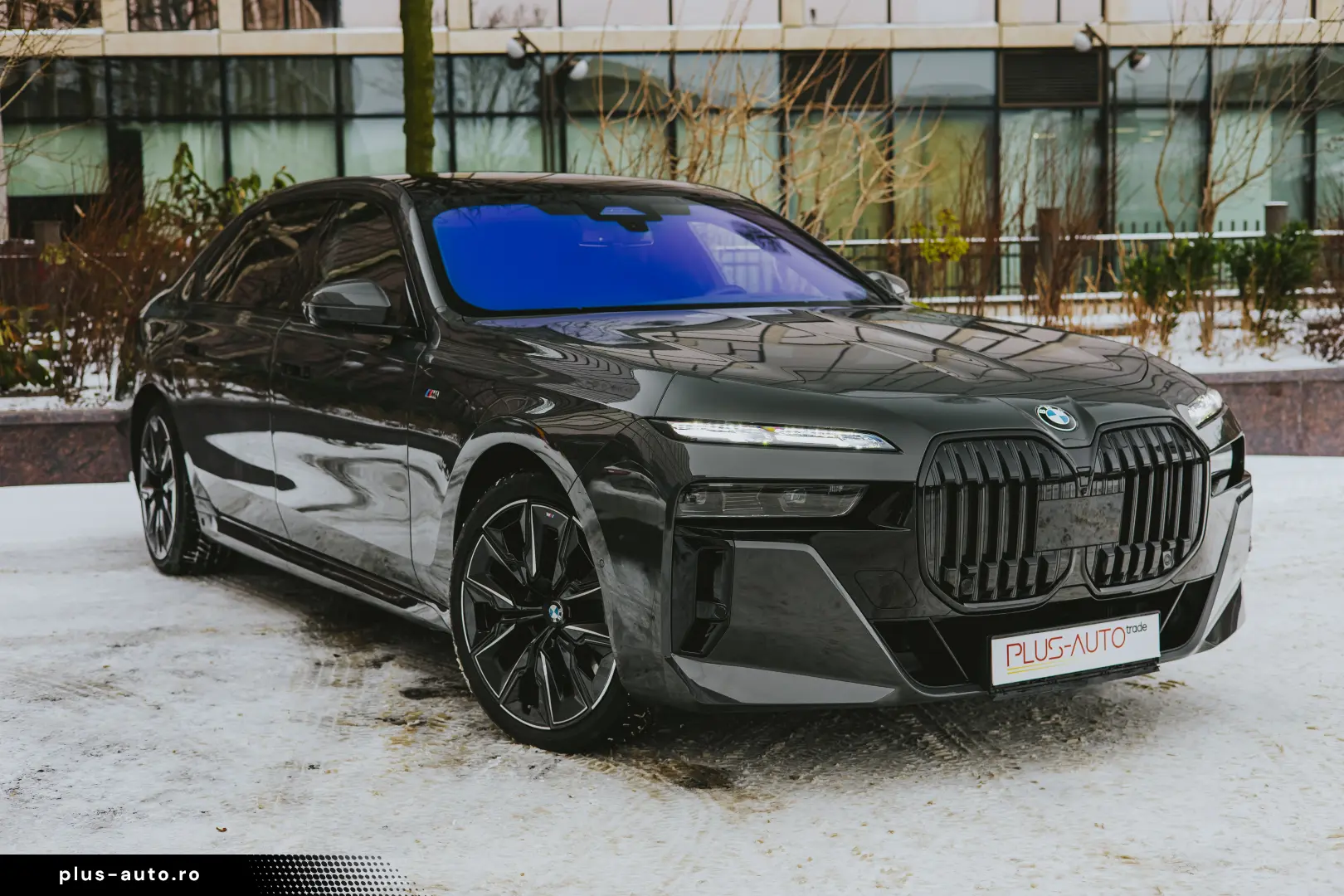 BMW 740d xDrive M Sport Pro  TV  B&W Diamond