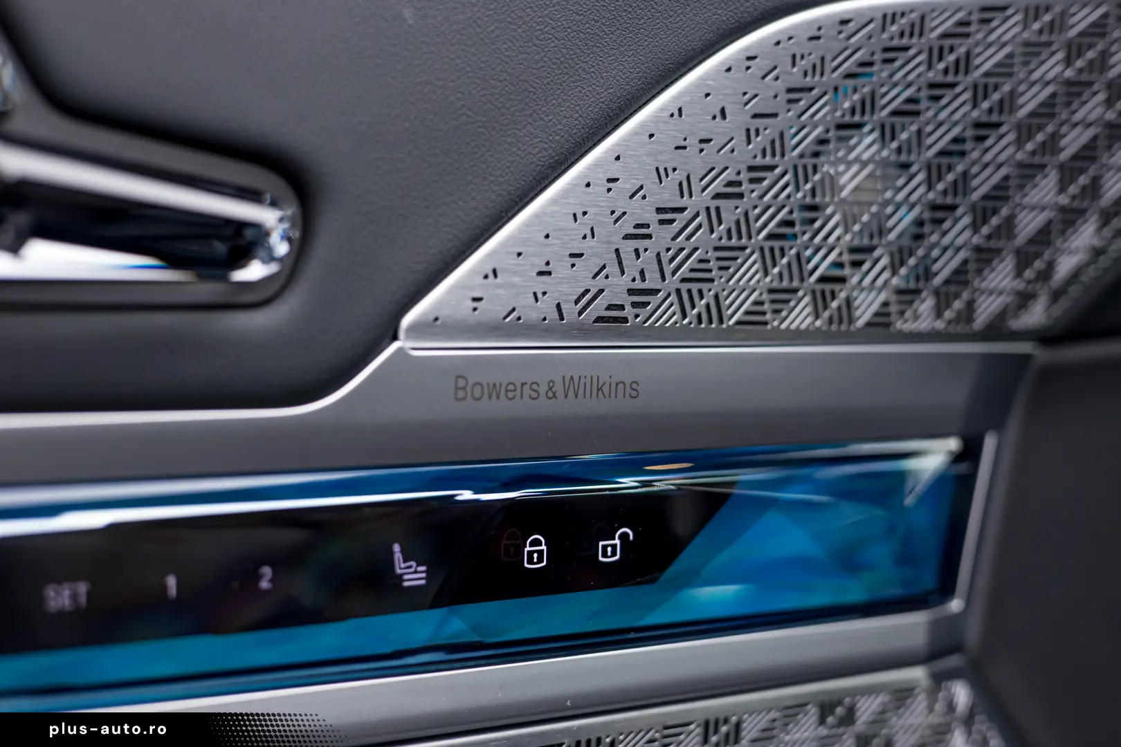 BMW 740d xDrive M Sport Pro  TV  B&W Diamond