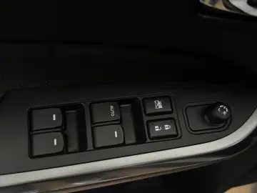 SUZUKI Vitara 1.0 Passion Automat 2019