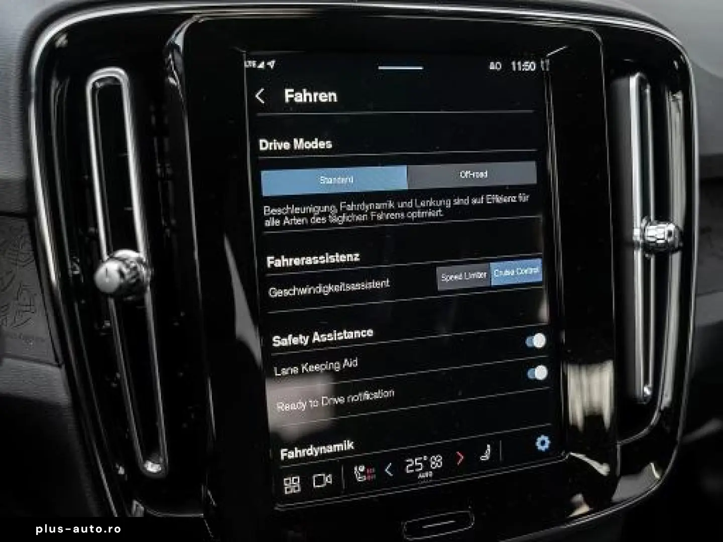 Volvo XC40 Core Recharge