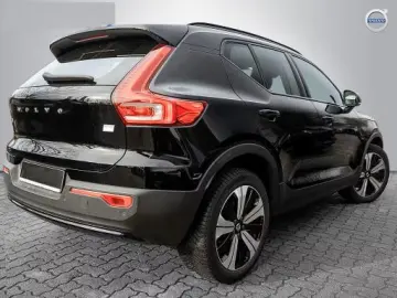Volvo XC40 Core Recharge