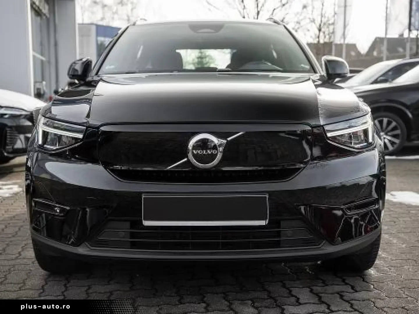 Volvo XC40 Core Recharge