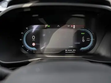 Volvo XC40 Core Recharge