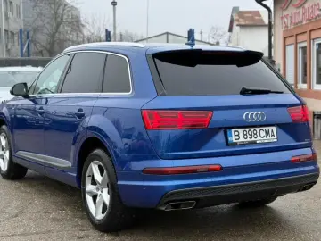 Audi Q7 Gen-4M-2015