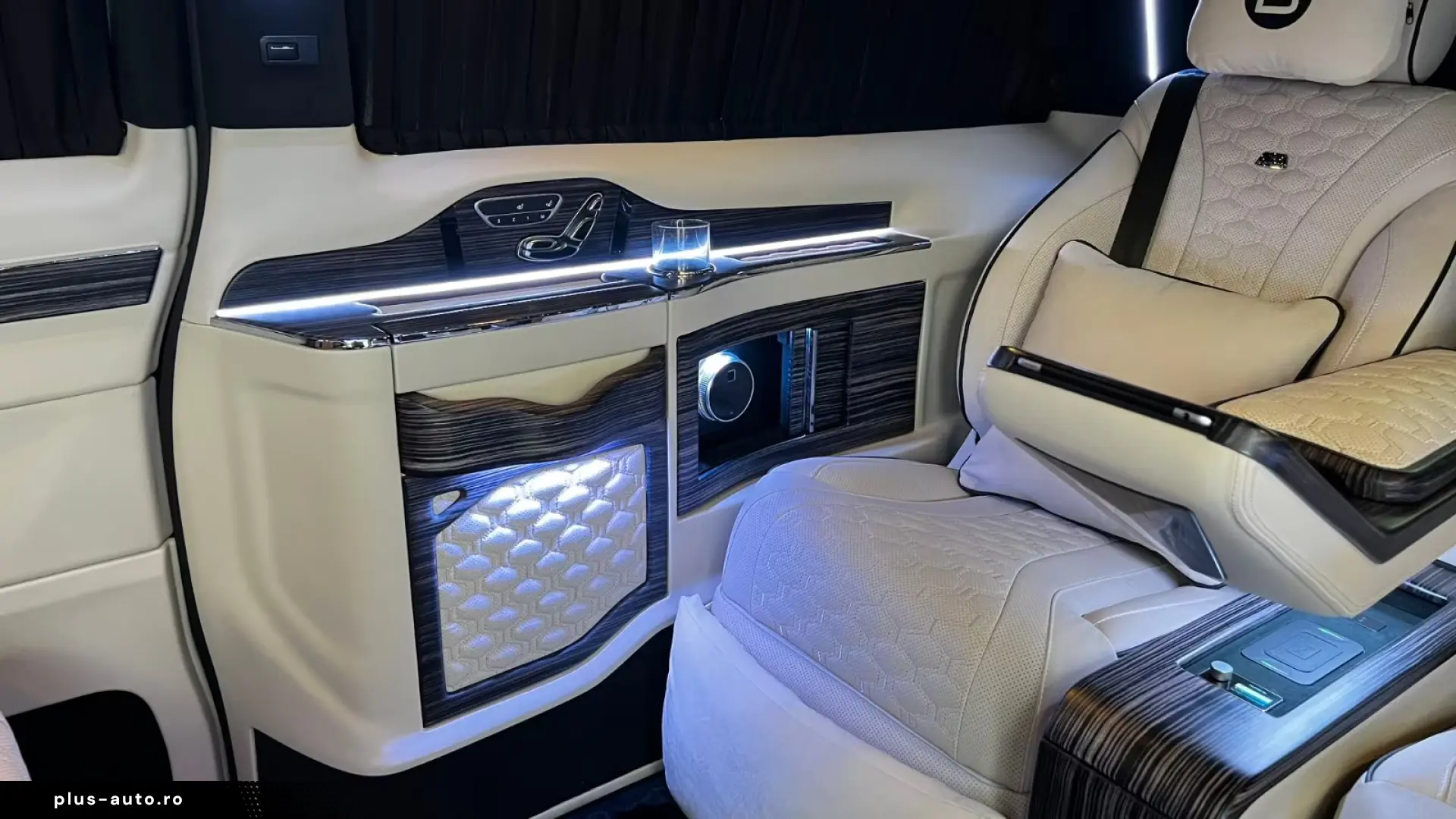 Mercedes-Benz V-300 4MATIC LUXUS