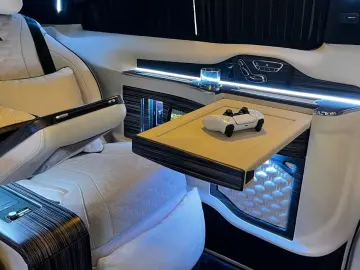 Mercedes-Benz V-300 4MATIC LUXUS