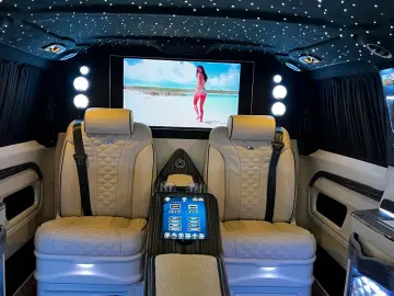 Mercedes-Benz V-300 4MATIC LUXUS