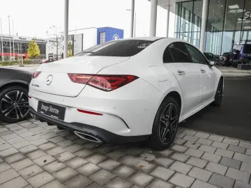 MERCEDES-BENZ CLA 250 e AMG