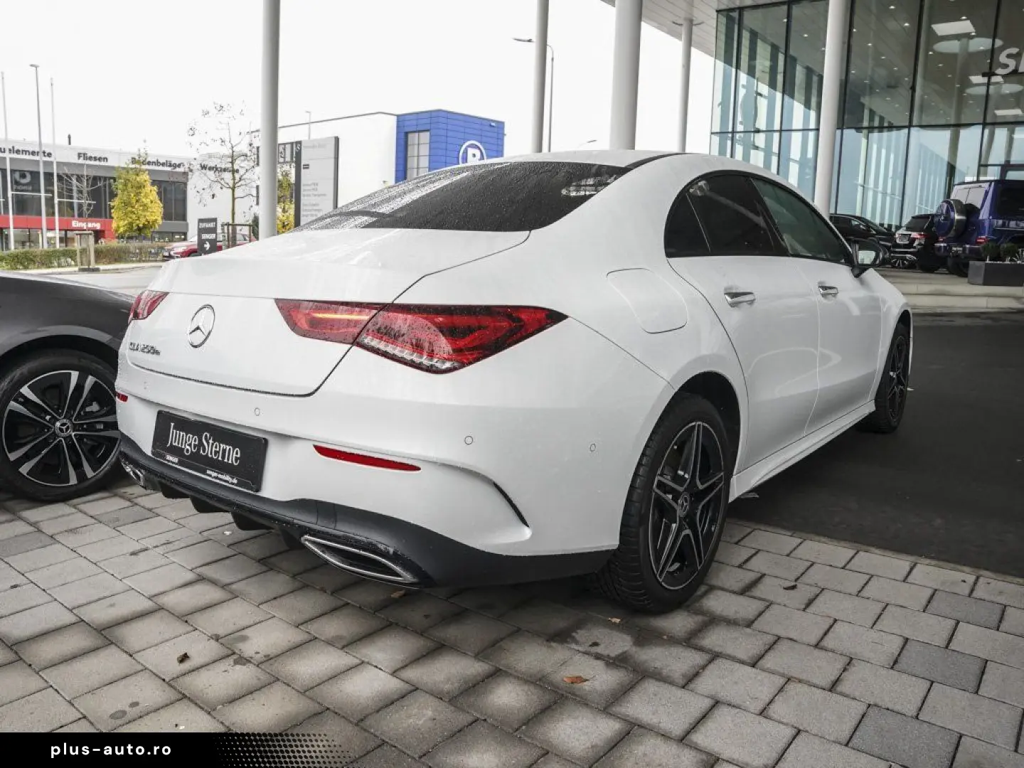 MERCEDES-BENZ CLA 250 e AMG