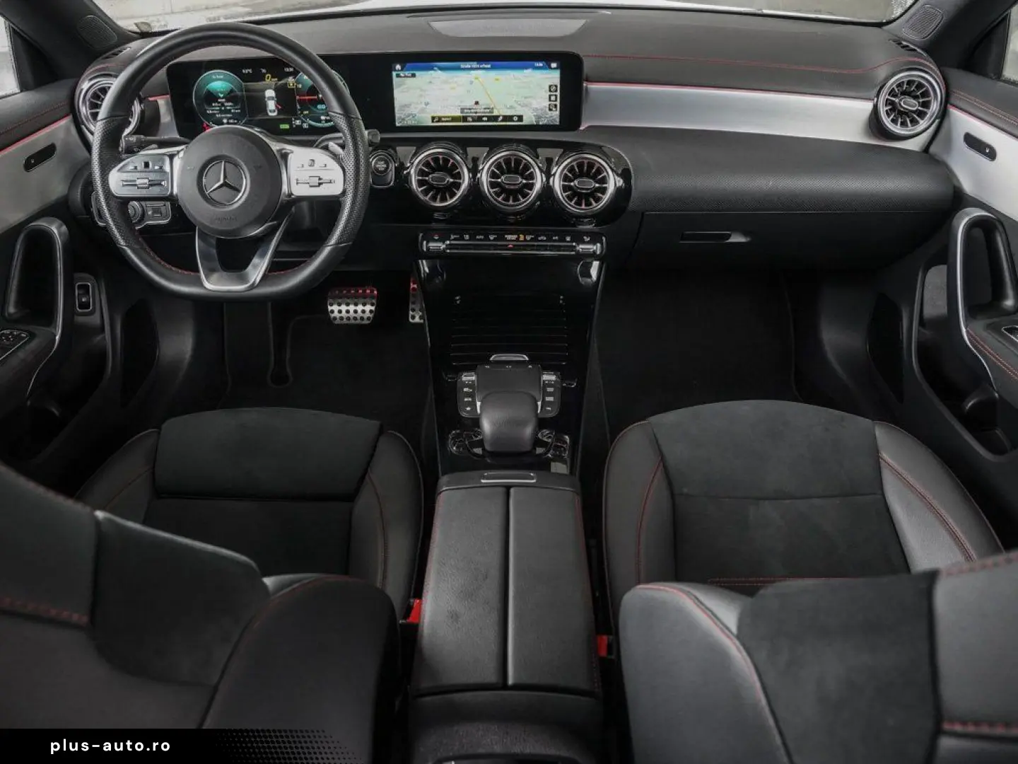 MERCEDES-BENZ CLA 250 e AMG