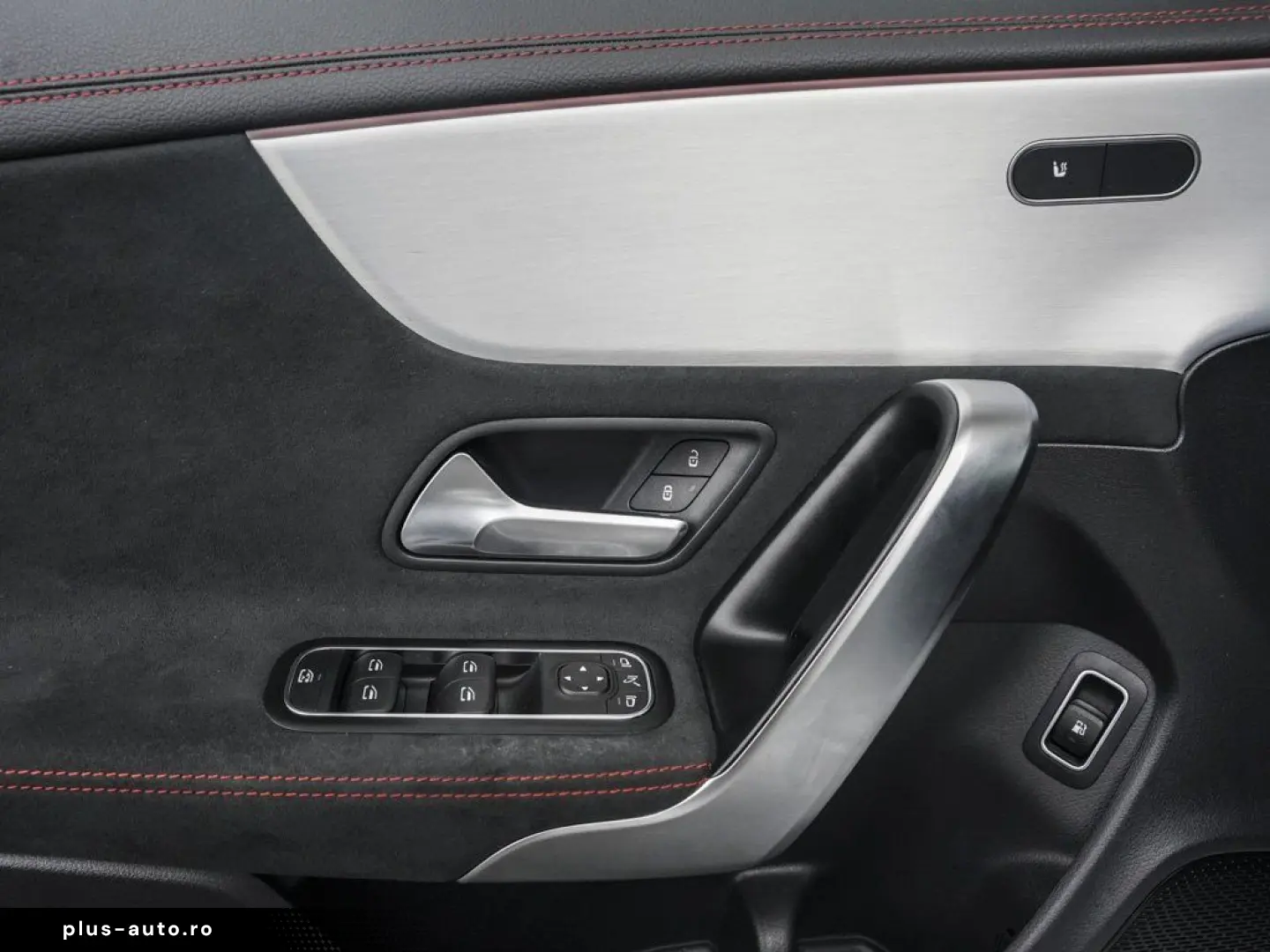 MERCEDES-BENZ CLA 250 e AMG