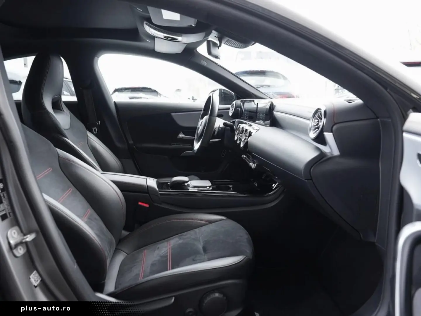 MERCEDES-BENZ CLA 250 e Coupé AMG Night