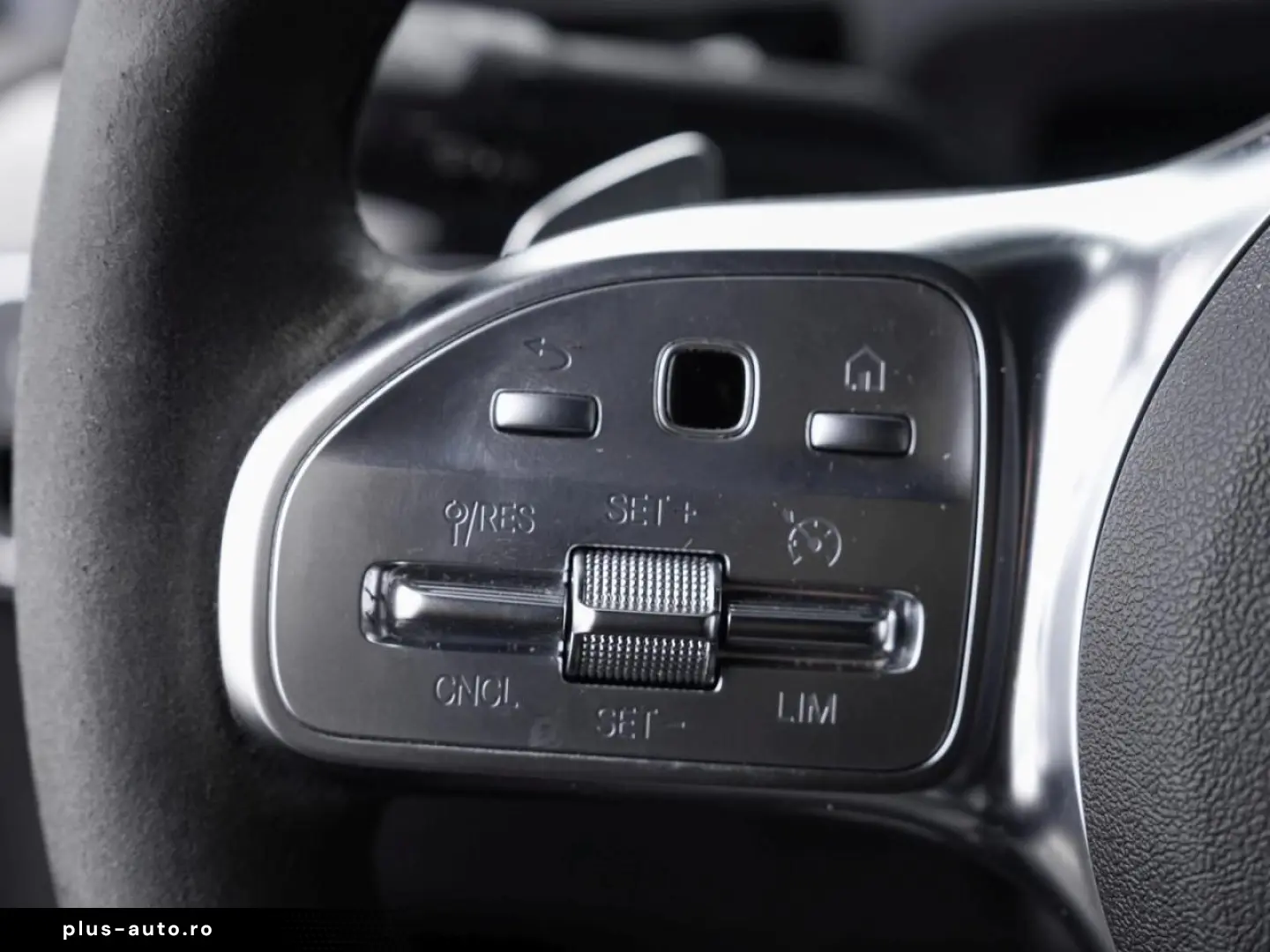 MERCEDES-BENZ CLA 250 e Coupé AMG Night