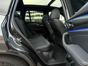 BMW X3 xD 20 i M Sport Laser Pano AHK HuD h k
