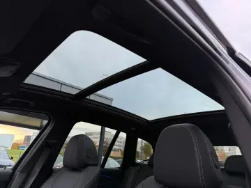 BMW X3 xD 20 i M Sport Laser Pano AHK HuD h k