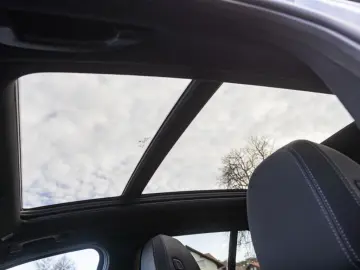 BMW X3 30dMSport AHK Navi HUD RFK Leder StandHZG LED