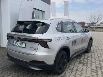 MG S5 EV Excite Electric  49kW 170 CP RWD