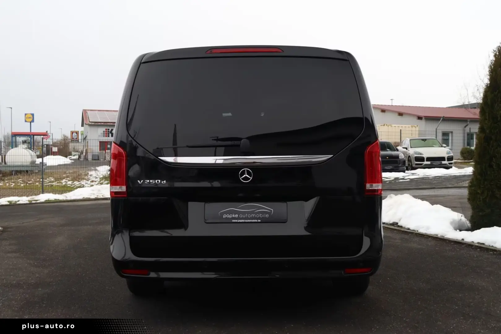 Mercedes-Benz V 250
